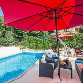 4 Bedroom Villa with Pool and Annex near Porec, Sleeps 8